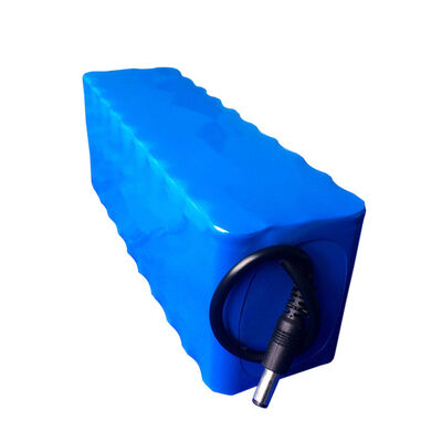 144Wh 12Ah 12V Rechargeable 18650 Lithium Ion Battery Pack with Single DC Male Plug for Shared Charge & Discharge for Portable Mini Water Pump, IEC62133 China Manufacturer