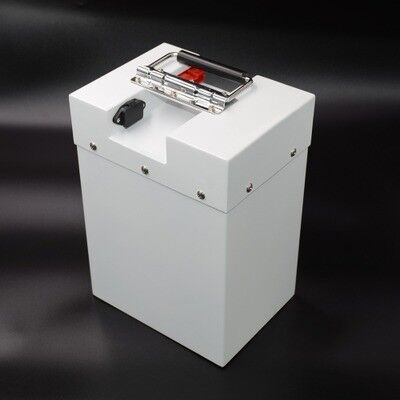 35Ah 48V LiFePO4 Lithium Battery Pack，Quick Release Hinge Handle & Emergency Cut-off Switch for AGV，IEC62133 Compliant Made in China